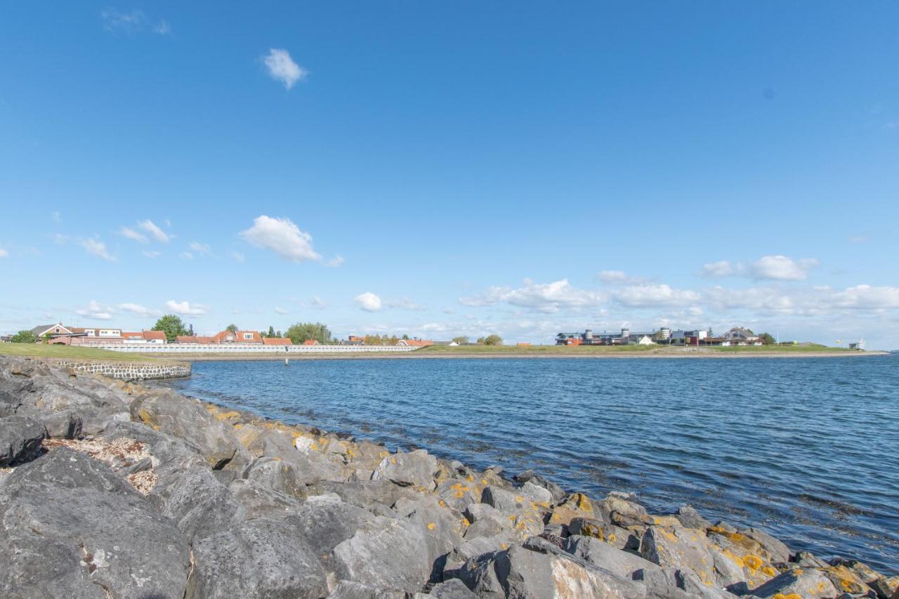 Middensluis Vakantiehuis เวเมลดิงเงอ ภายนอก รูปภาพ